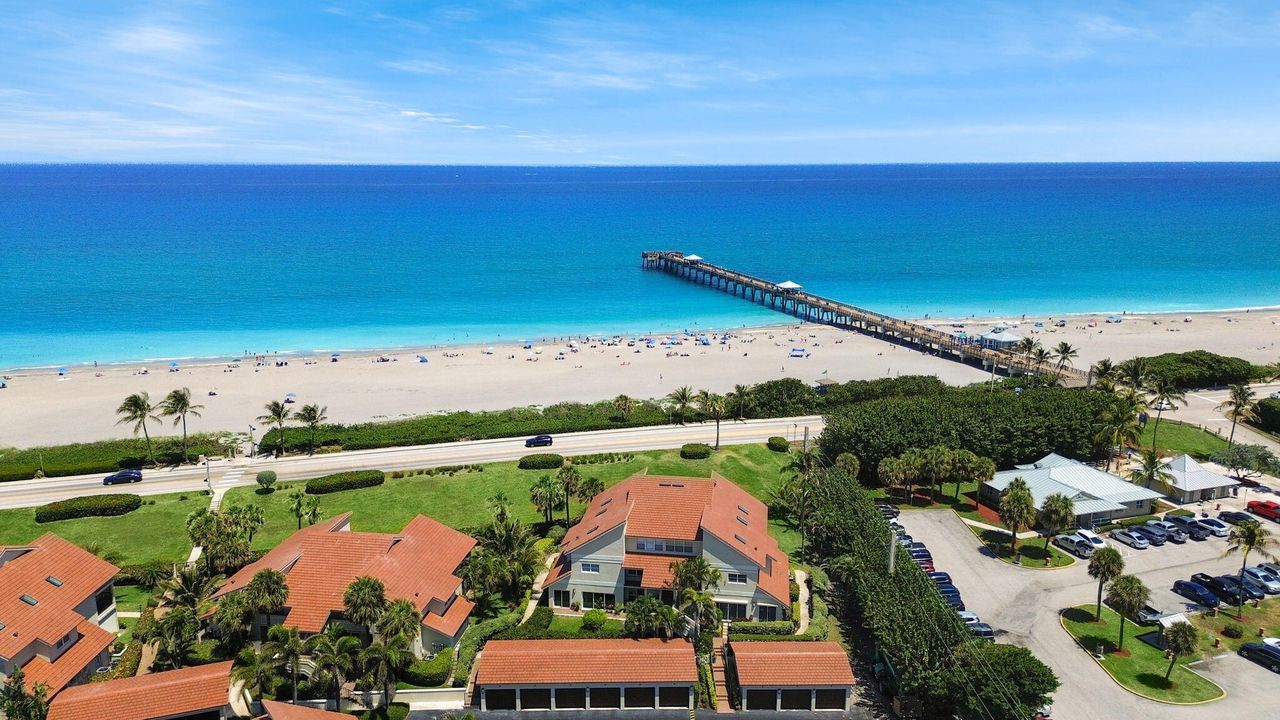 For Sale: $1,199,000 (2 beds, 2 baths, 1700 Square Feet)