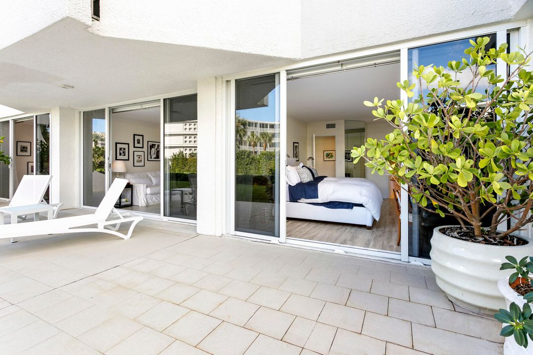 В аренду: $8,000 (2 спален, 2 ванн, 1386 Квадратных фут)