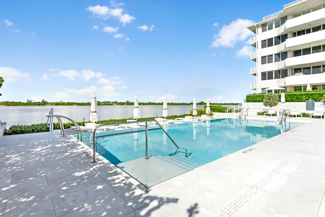 В аренду: $8,000 (2 спален, 2 ванн, 1386 Квадратных фут)