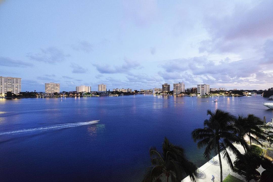 En Venta: $4,995,000 (3 camas, 4 baños, 4168 Pies cuadrados)