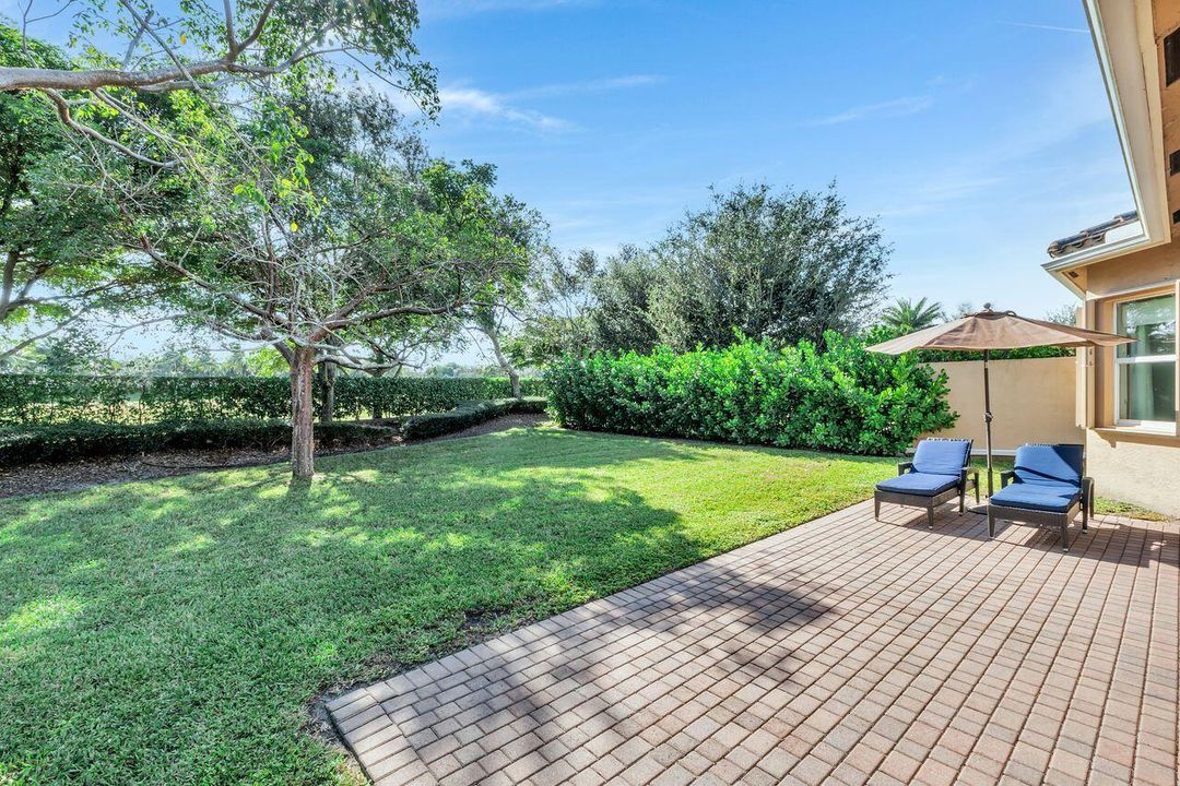 Active With Contract: $789,990 (4 beds, 3 baths, 2281 Square Feet)