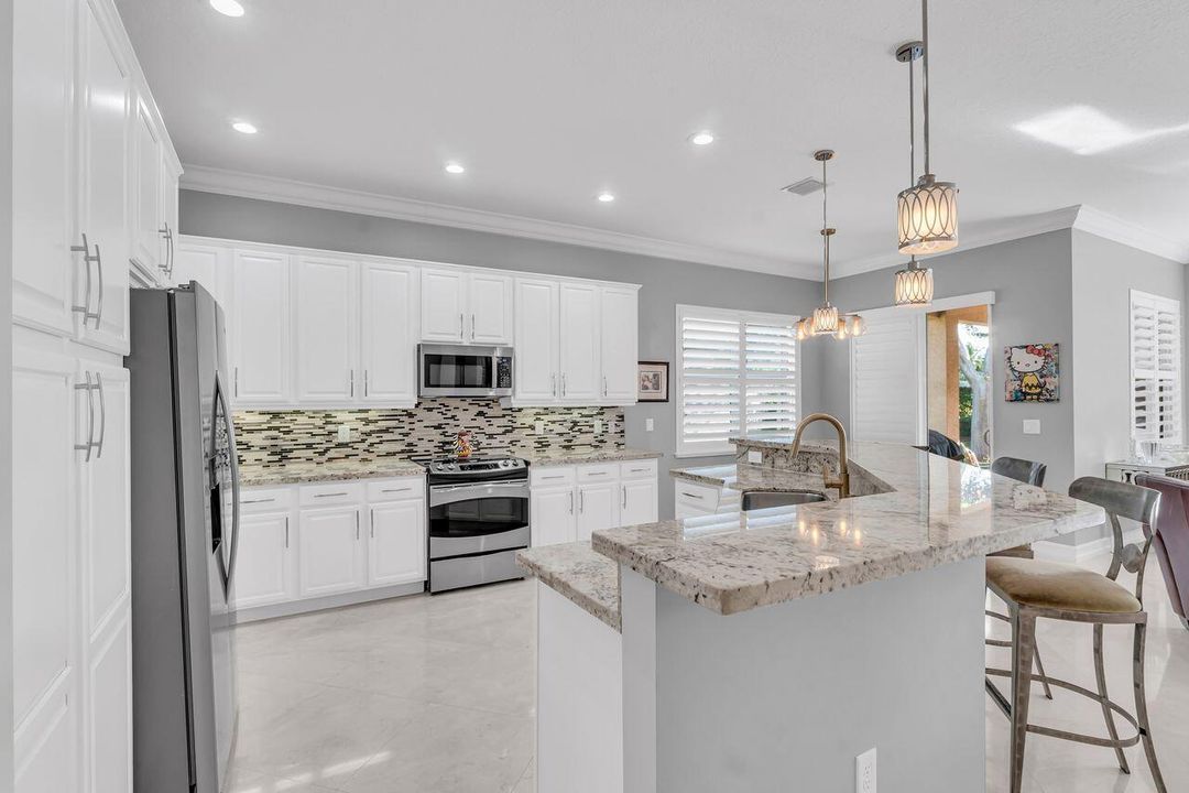 Active With Contract: $789,990 (4 beds, 3 baths, 2281 Square Feet)