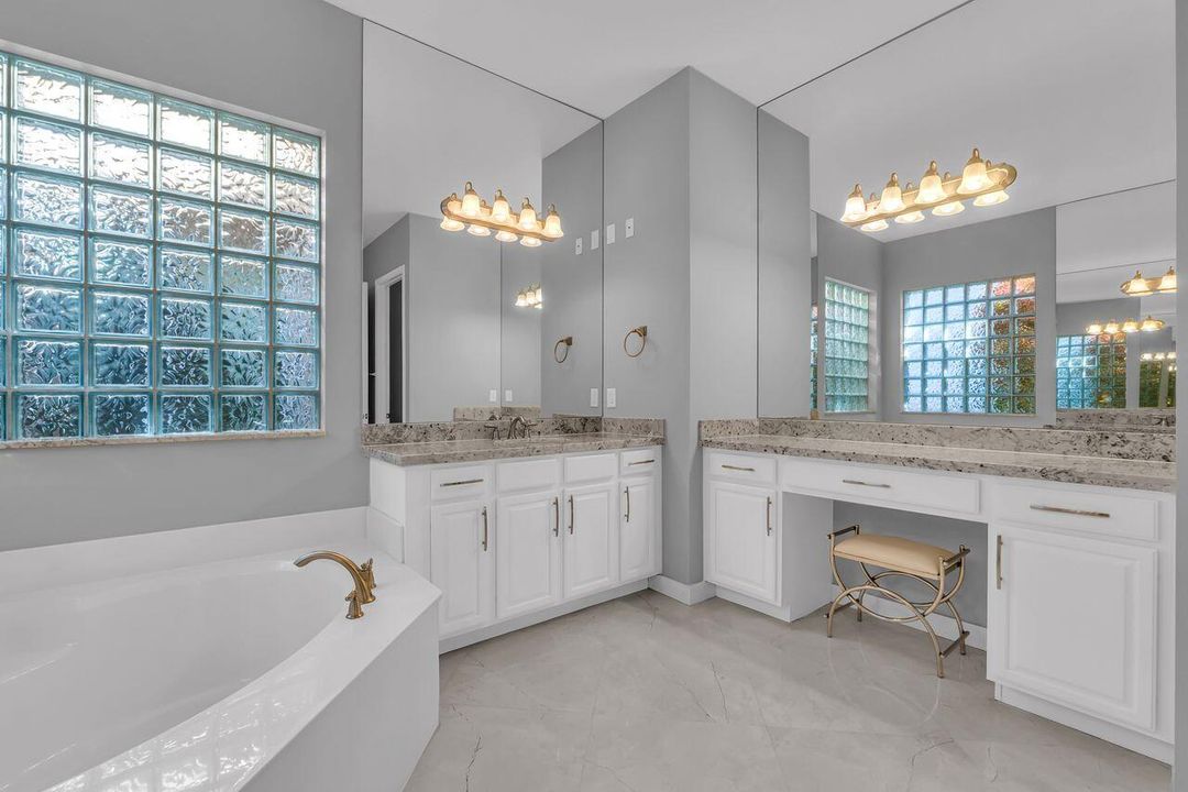 Active With Contract: $789,990 (4 beds, 3 baths, 2281 Square Feet)