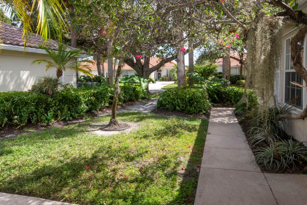 Под контрактом: $799,000 (3 спален, 2 ванн, 2024 Квадратных фут)