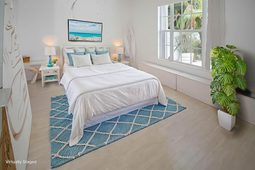 Под контрактом: $799,000 (3 спален, 2 ванн, 2024 Квадратных фут)