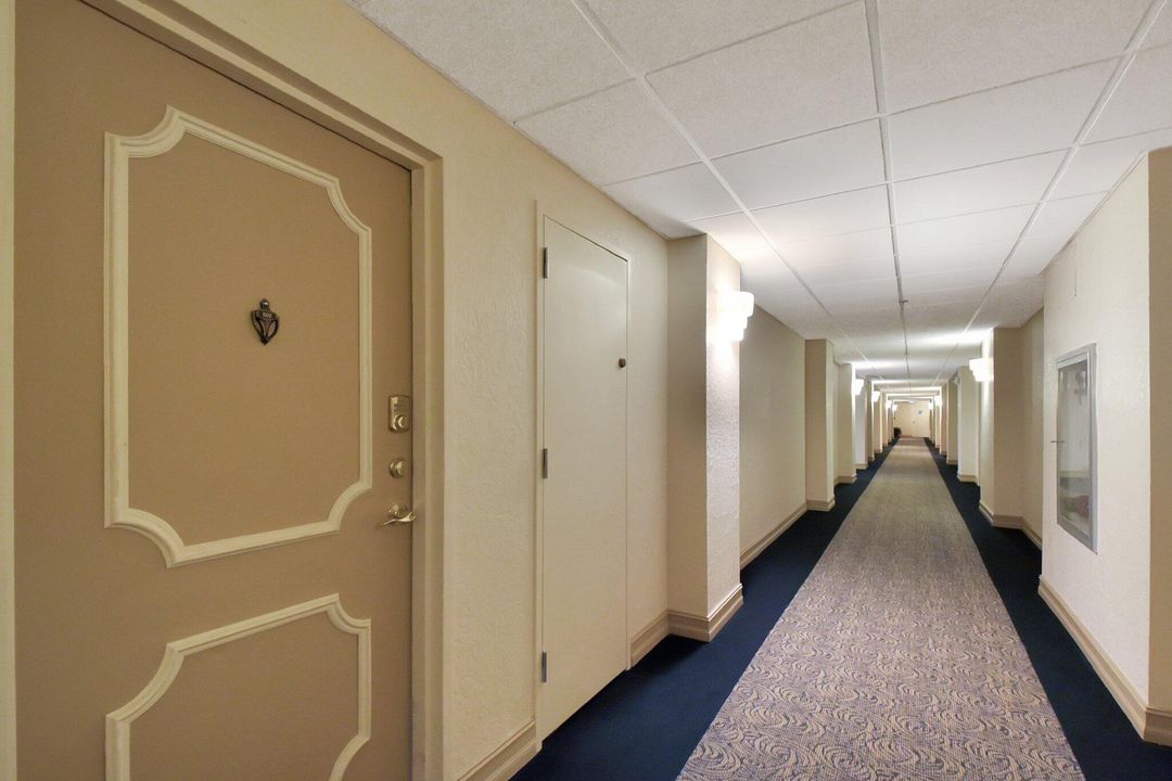 В аренду: $4,250 (2 спален, 2 ванн, 1400 Квадратных фут)