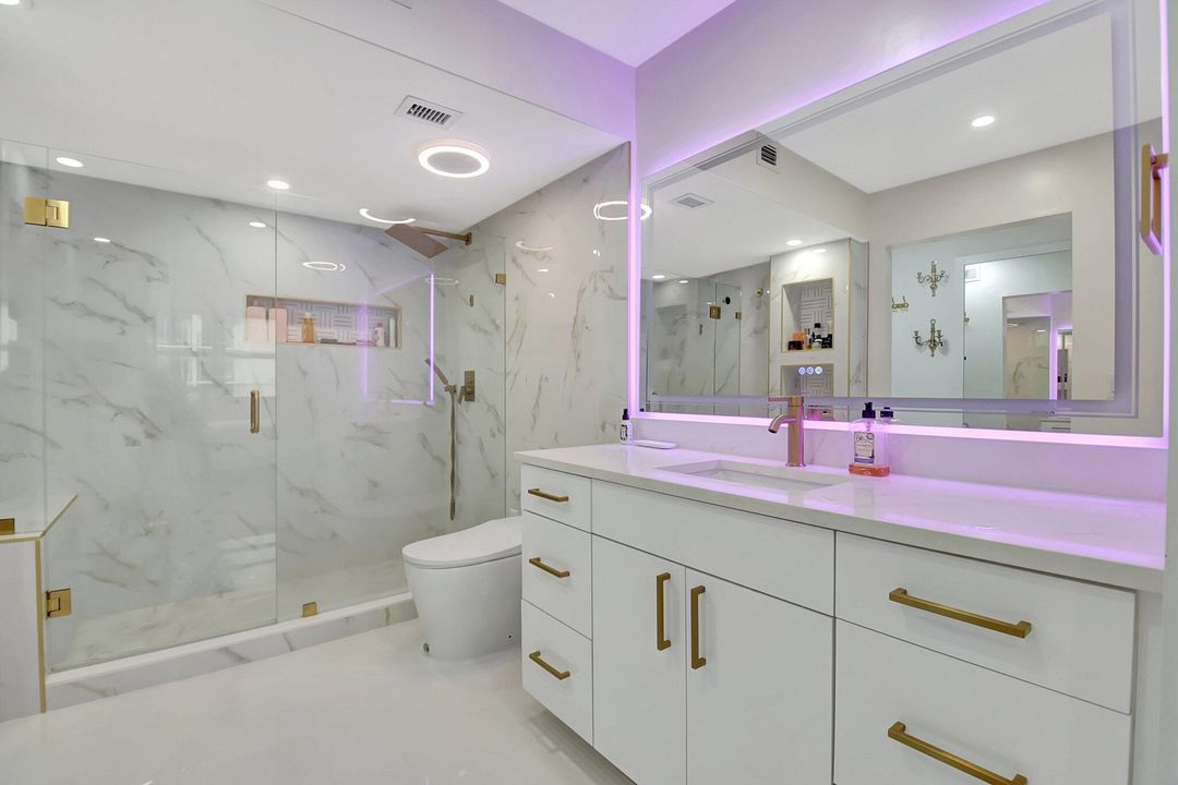 В аренду: $4,250 (2 спален, 2 ванн, 1400 Квадратных фут)