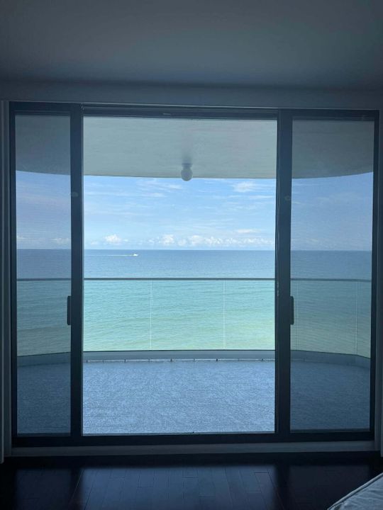 For Rent: $12,500 (3 beds, 2 baths, 1700 Square Feet)