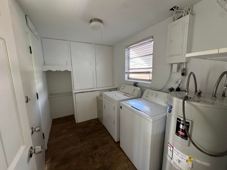 合同活跃: $2,895 (2 贝兹, 2 浴室, 1092 平方英尺)