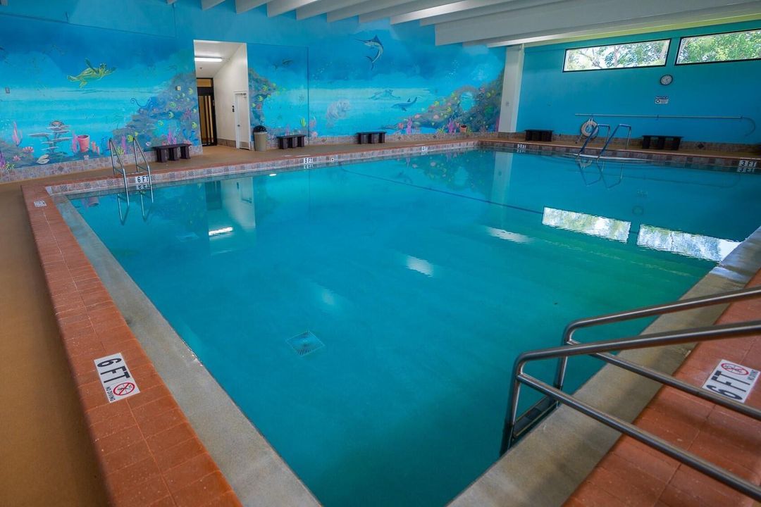 待售: $64,500 (1 贝兹, 1 浴室, 700 平方英尺)