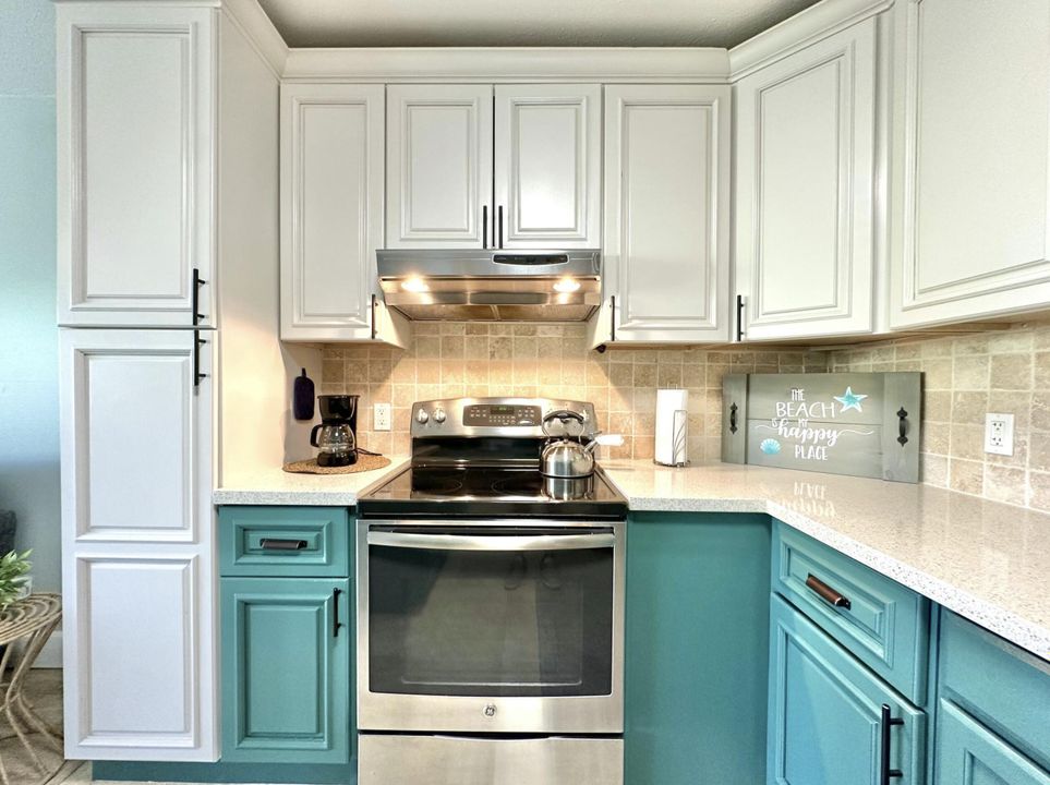 For Rent: $1,575 (1 beds, 1 baths, 684 Square Feet)