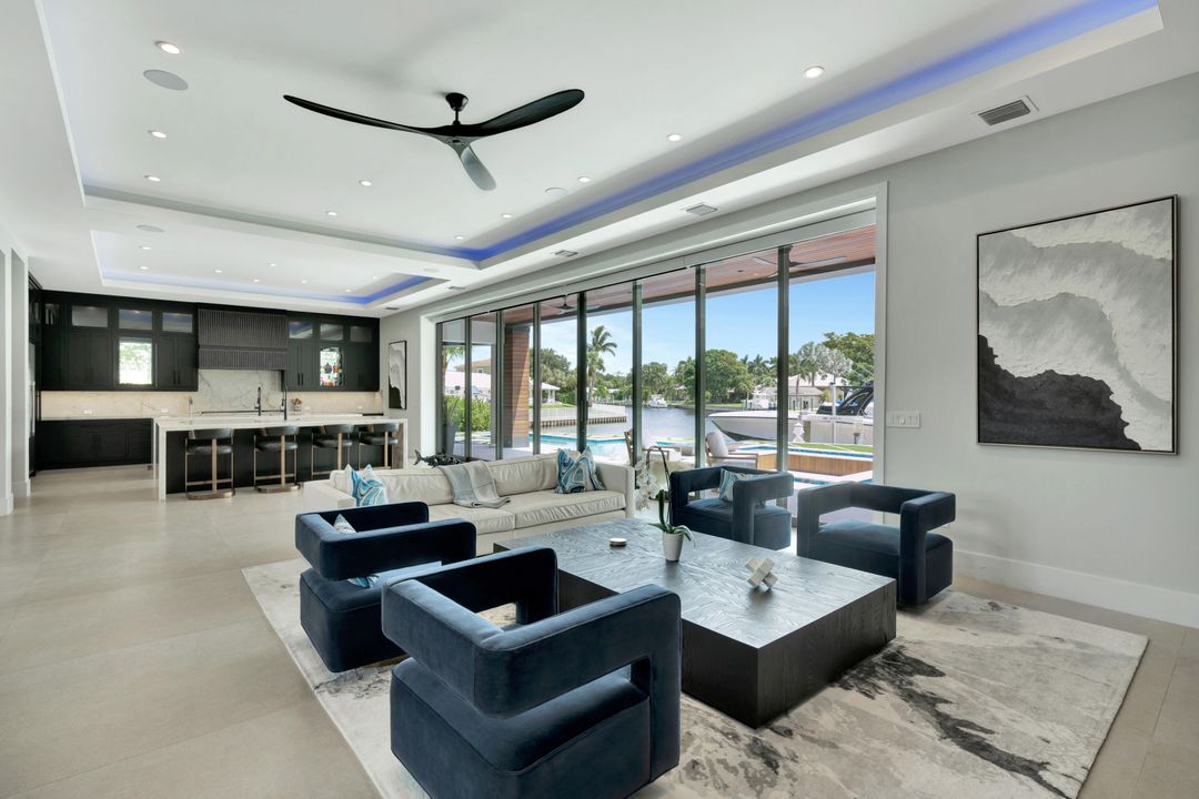 For Sale: $9,900,000 (6 beds, 7 baths, 7346 Square Feet)