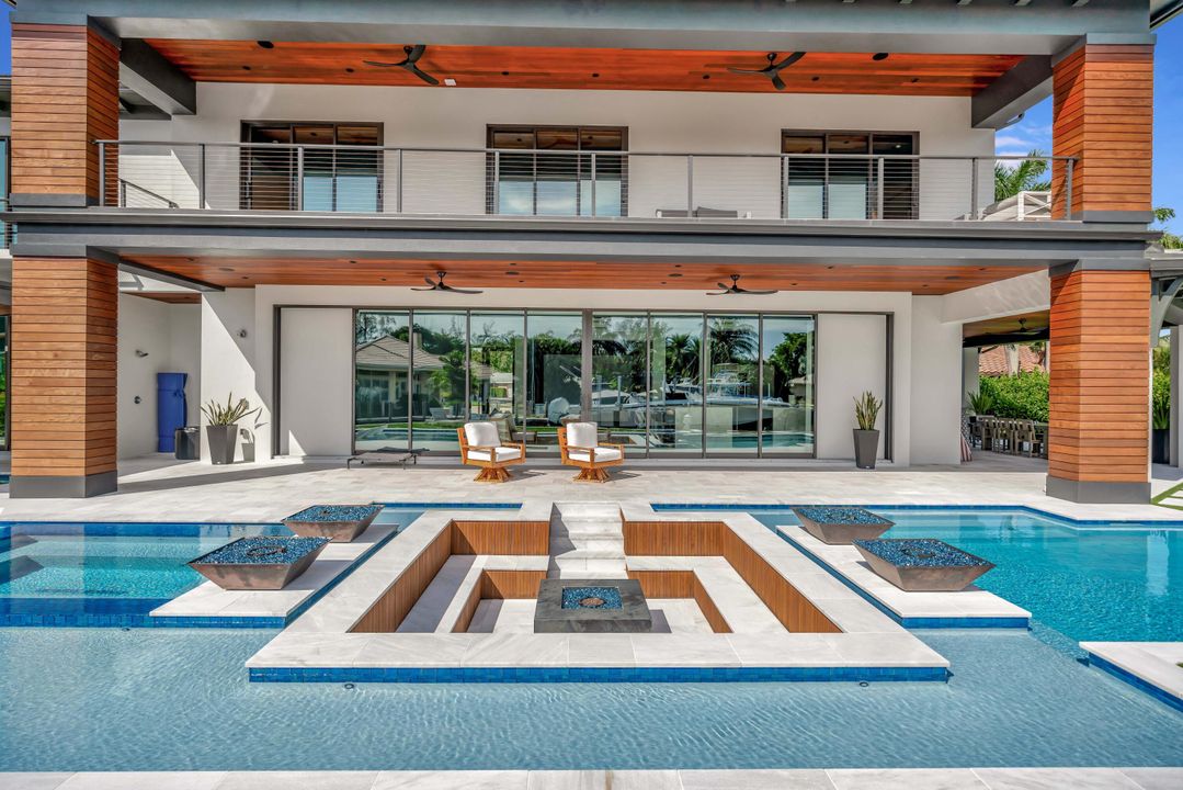 For Sale: $9,900,000 (6 beds, 7 baths, 7346 Square Feet)