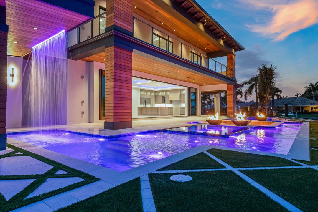 For Sale: $9,900,000 (6 beds, 7 baths, 7346 Square Feet)