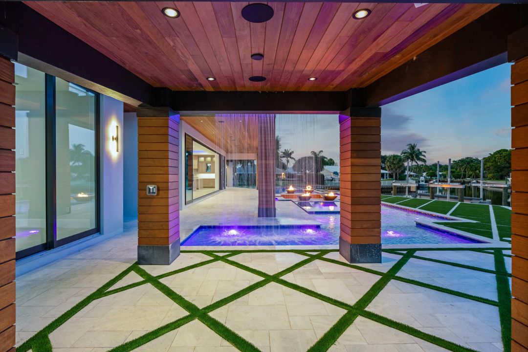 For Sale: $9,900,000 (6 beds, 7 baths, 7346 Square Feet)