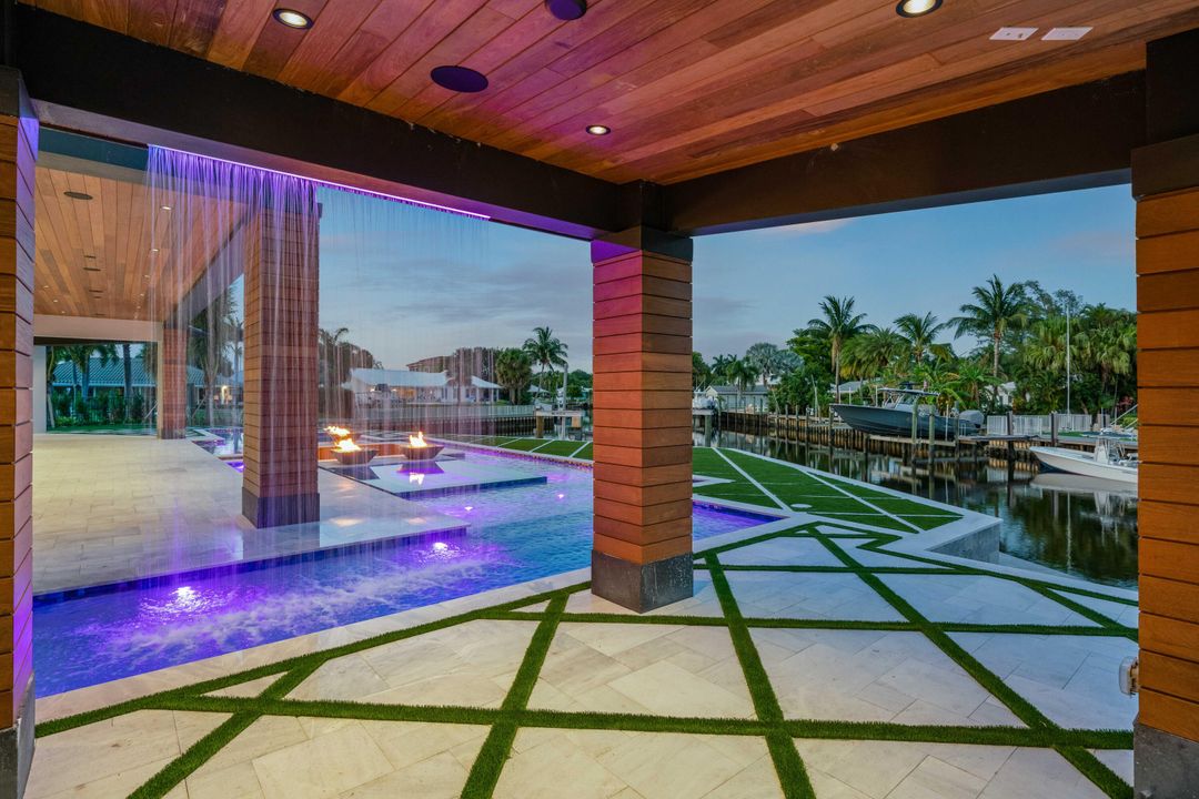 For Sale: $9,900,000 (6 beds, 7 baths, 7346 Square Feet)