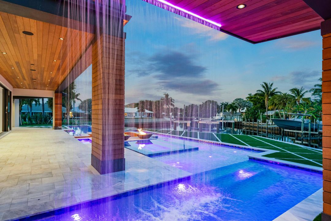 For Sale: $9,900,000 (6 beds, 7 baths, 7346 Square Feet)