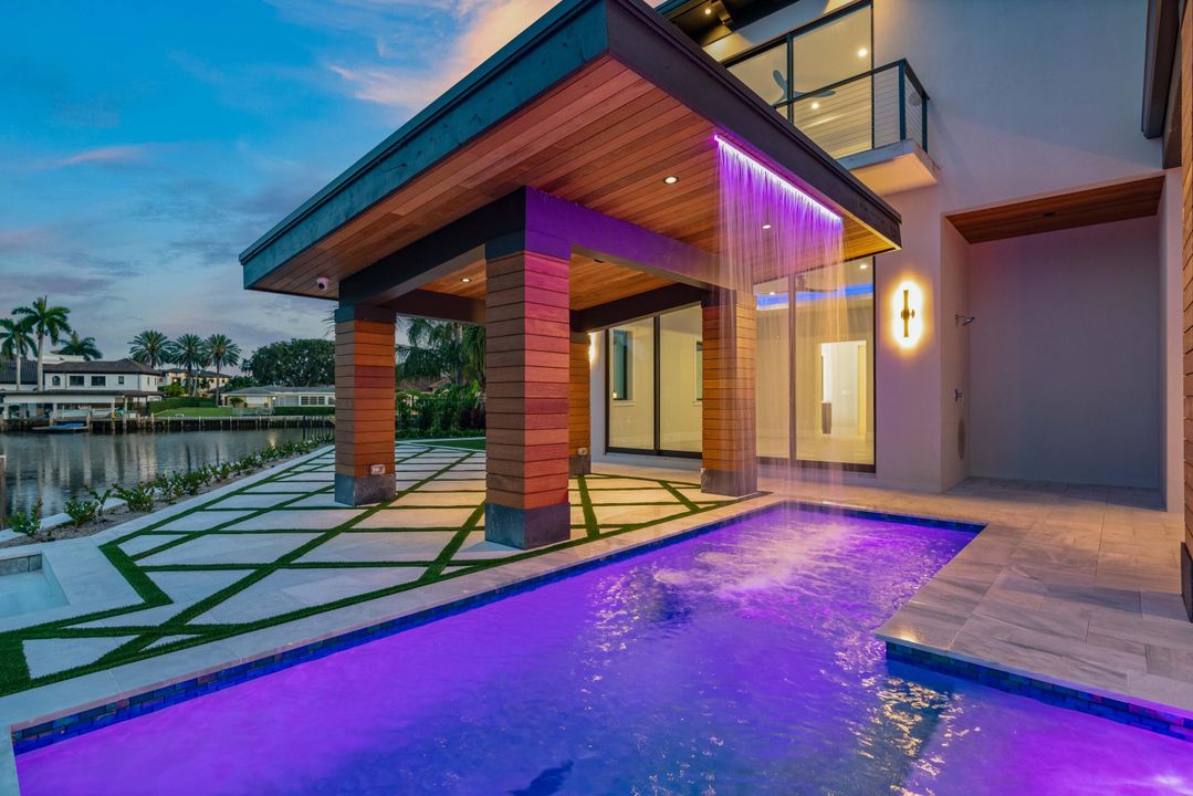 For Sale: $9,900,000 (6 beds, 7 baths, 7346 Square Feet)