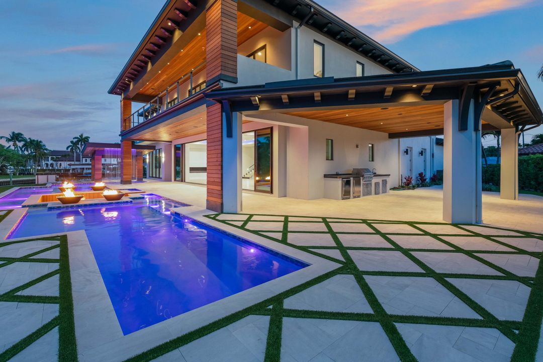 For Sale: $9,900,000 (6 beds, 7 baths, 7346 Square Feet)