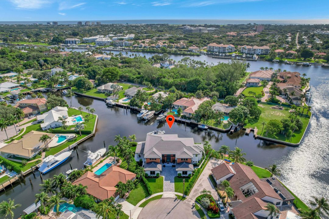 For Sale: $9,900,000 (6 beds, 7 baths, 7346 Square Feet)