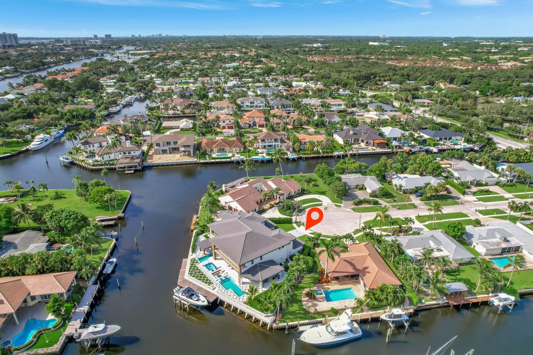 For Sale: $9,900,000 (6 beds, 7 baths, 7346 Square Feet)