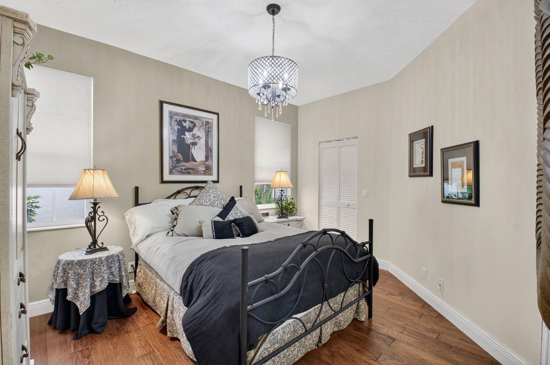 出租: $6,000 (3 贝兹, 2 浴室, 1755 平方英尺)