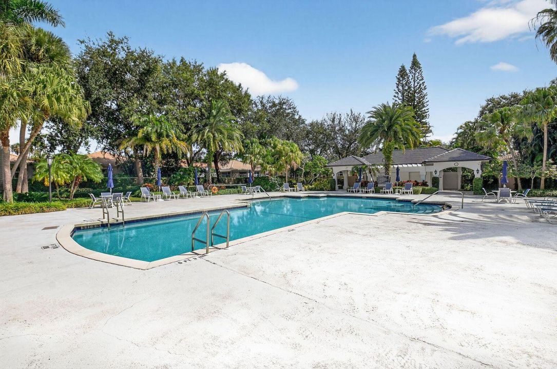 出租: $6,000 (3 贝兹, 2 浴室, 1755 平方英尺)