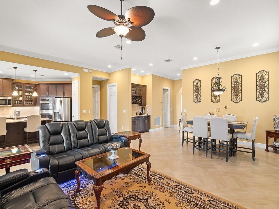 Active With Contract: $575,000 (3 beds, 2 baths, 2408 Square Feet)