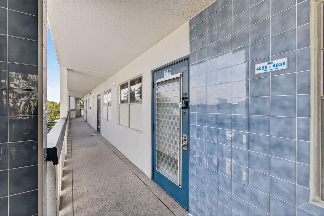 En Venta: $99,999 (2 camas, 2 baños, 896 Pies cuadrados)