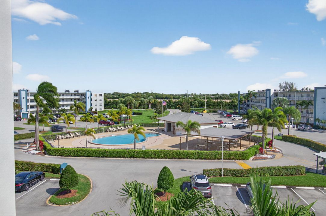 En Venta: $99,999 (2 camas, 2 baños, 896 Pies cuadrados)