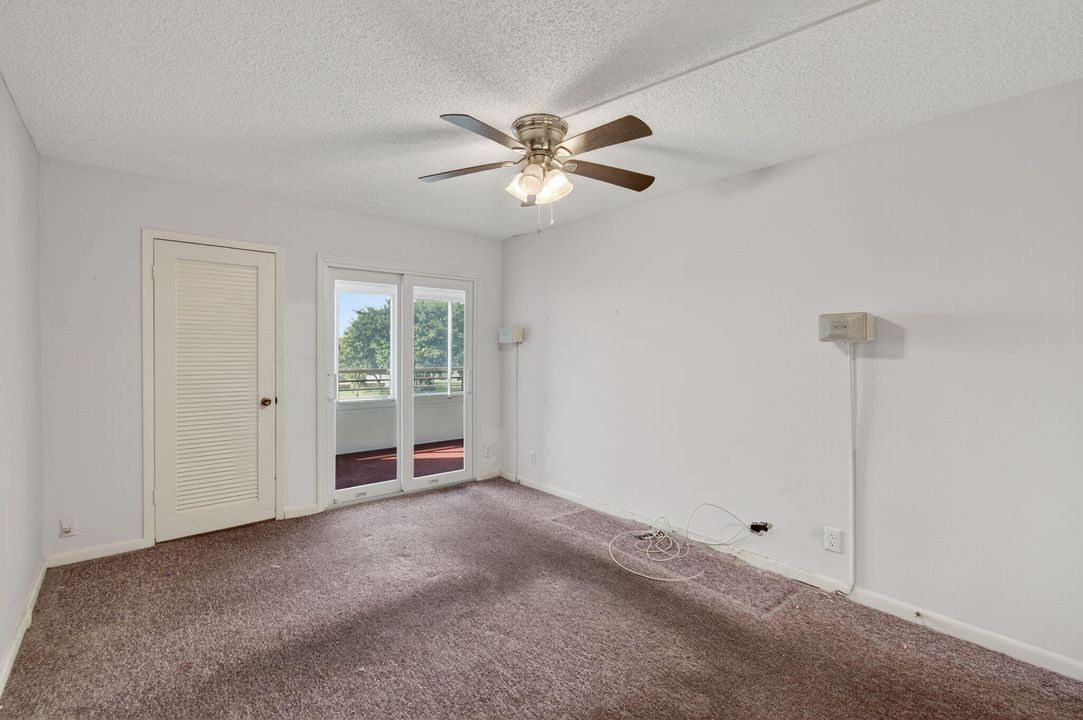 En Venta: $99,999 (2 camas, 2 baños, 896 Pies cuadrados)