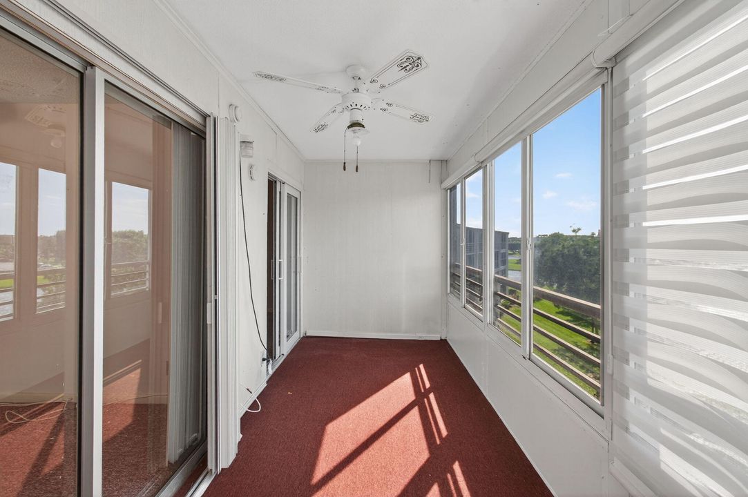 En Venta: $99,999 (2 camas, 2 baños, 896 Pies cuadrados)