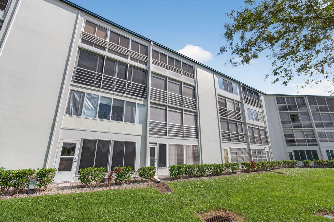 En Venta: $99,999 (2 camas, 2 baños, 896 Pies cuadrados)