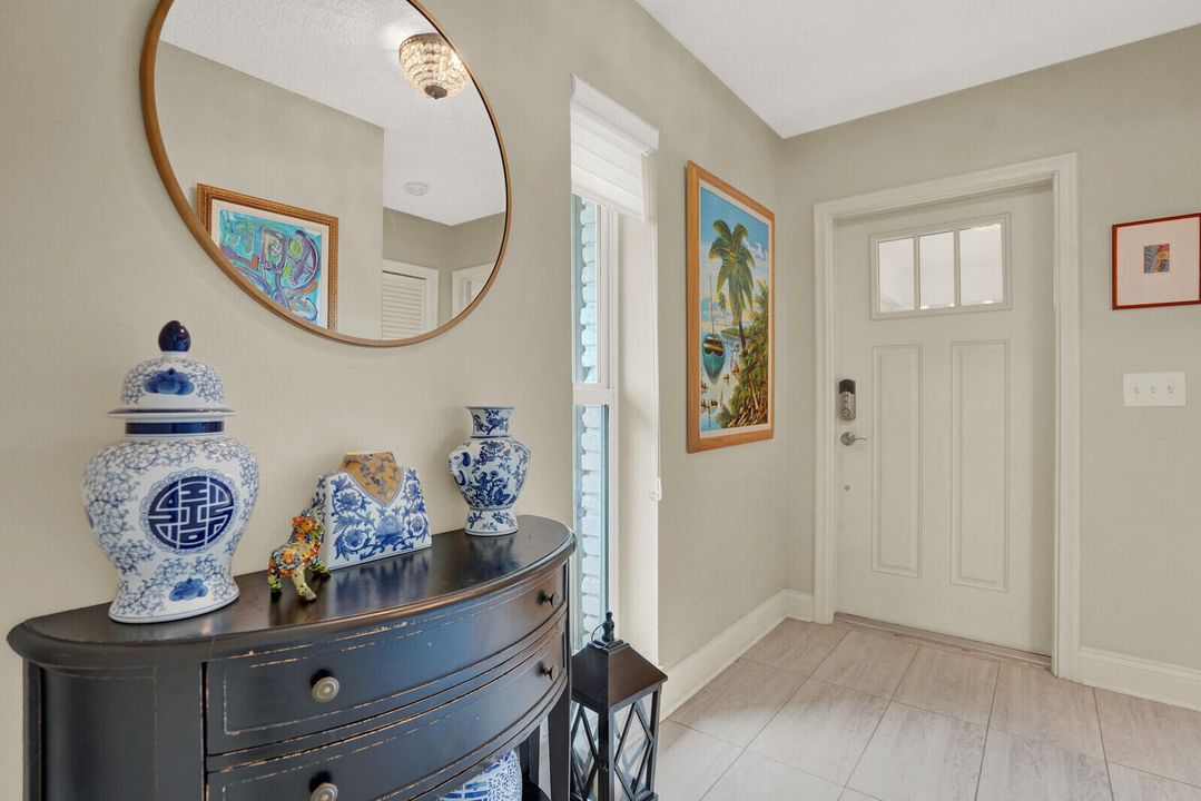 待售: $719,000 (2 贝兹, 2 浴室, 1913 平方英尺)