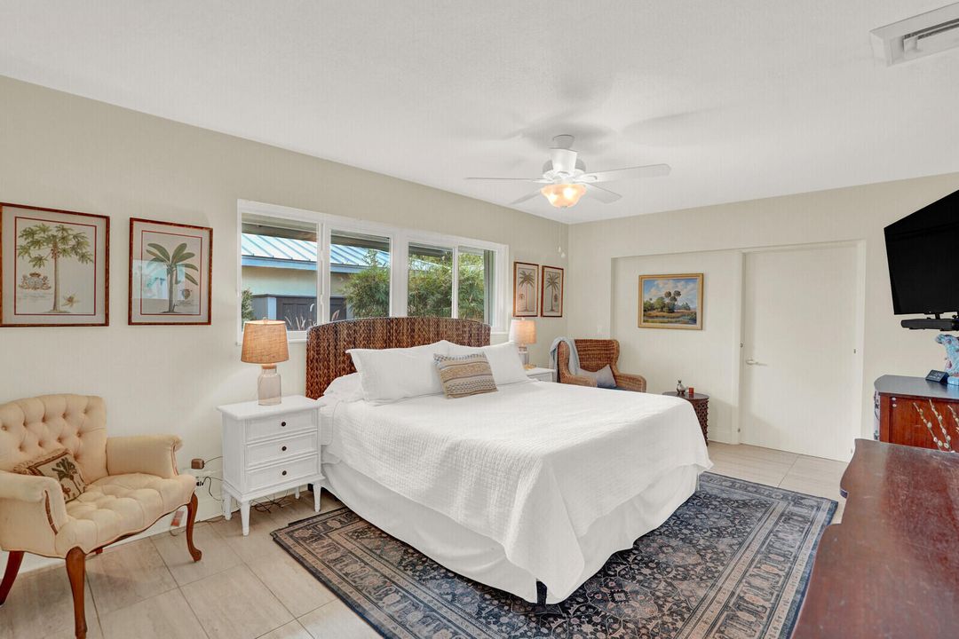 待售: $719,000 (2 贝兹, 2 浴室, 1913 平方英尺)