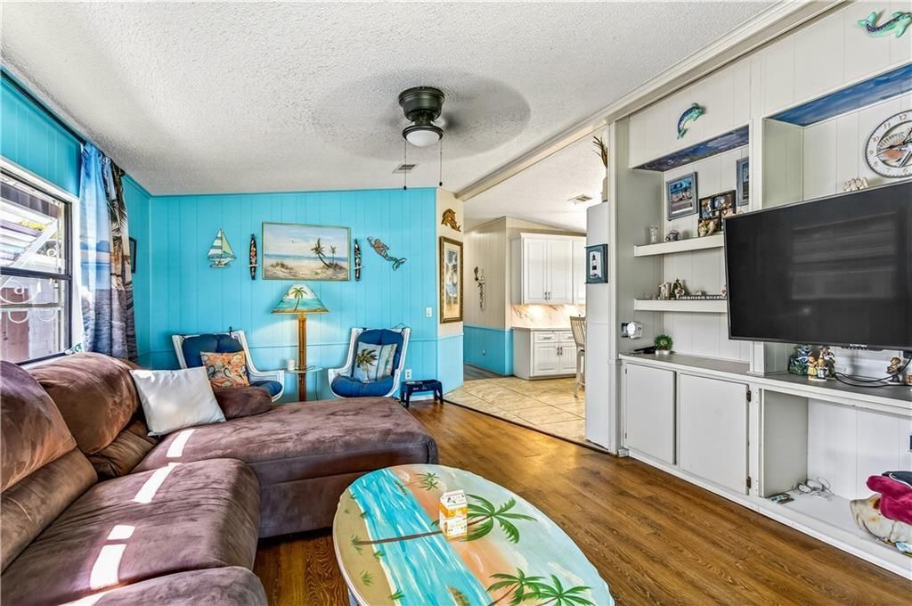 待售: $189,750 (2 贝兹, 2 浴室, 1419 平方英尺)