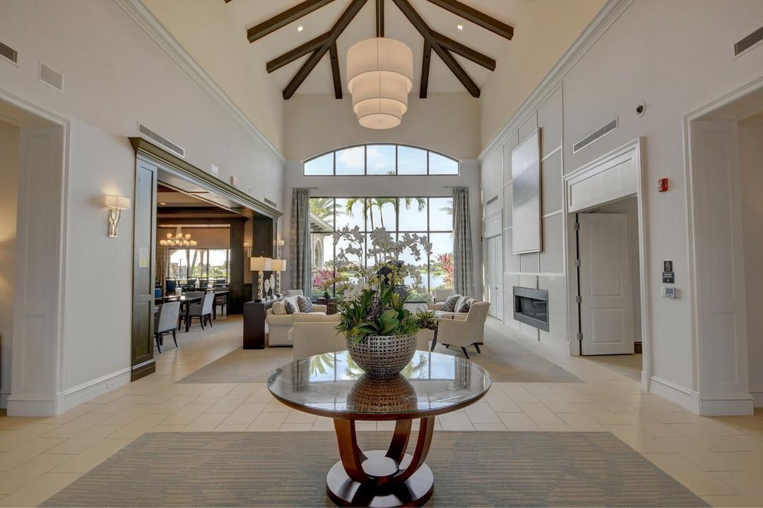 For Sale: $800,000 (3 beds, 3 baths, 2490 Square Feet)