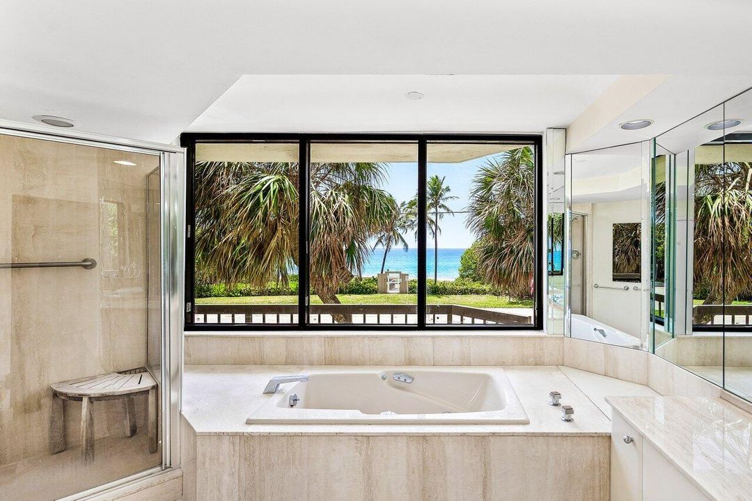 Active With Contract: $1,075,000 (3 beds, 3 baths, 2488 Square Feet)