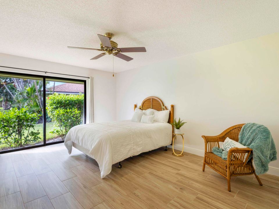 待售: $385,900 (2 贝兹, 2 浴室, 1581 平方英尺)