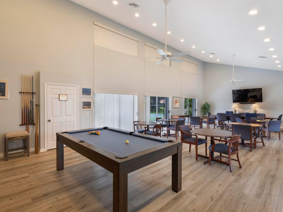 待售: $385,900 (2 贝兹, 2 浴室, 1581 平方英尺)