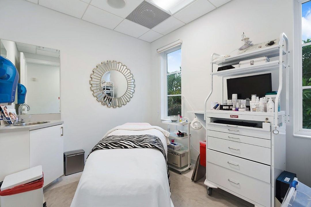 For Sale: $6,499,999 (0 beds, 0 baths, 6334 Square Feet)