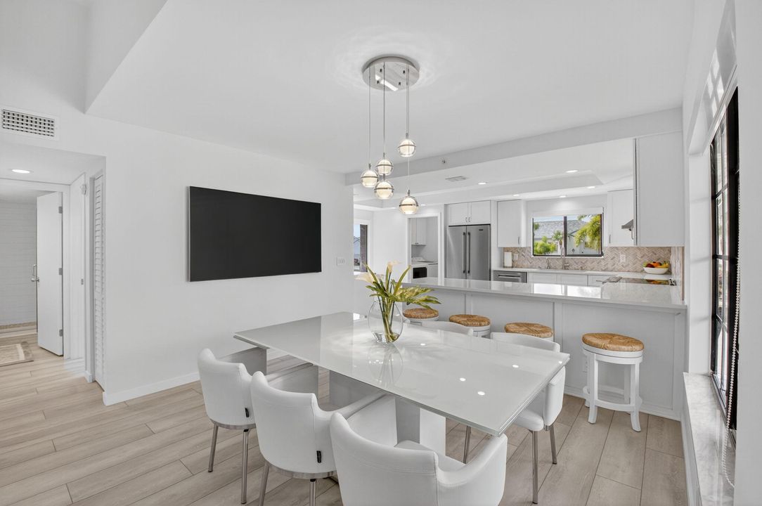 En Venta: $579,000 (2 camas, 2 baños, 1728 Pies cuadrados)