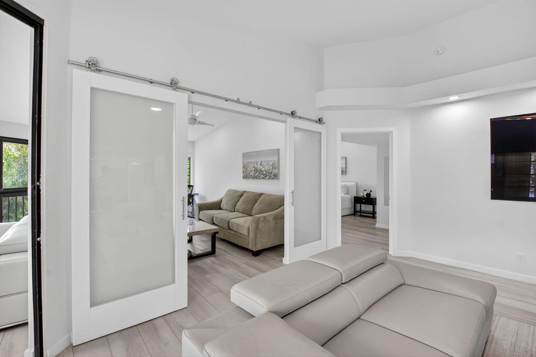 En Venta: $579,000 (2 camas, 2 baños, 1728 Pies cuadrados)