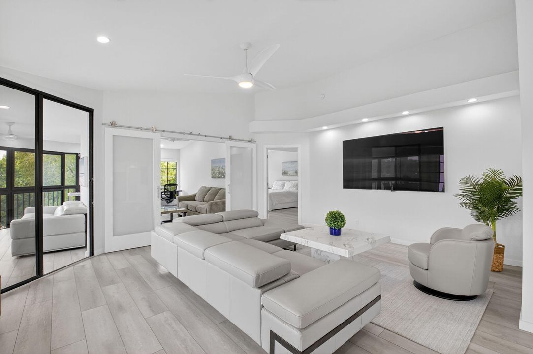 En Venta: $579,000 (2 camas, 2 baños, 1728 Pies cuadrados)