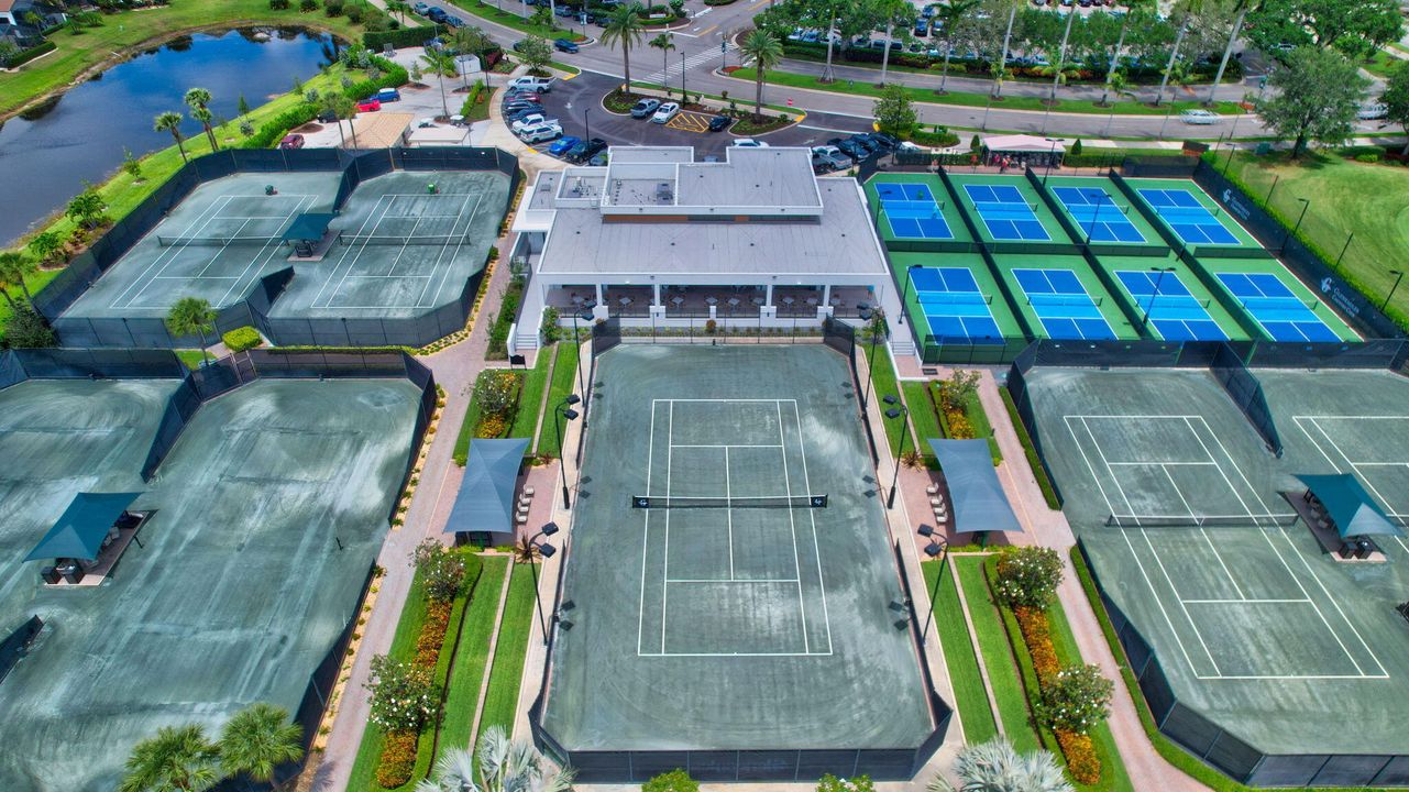 En Venta: $579,000 (2 camas, 2 baños, 1728 Pies cuadrados)