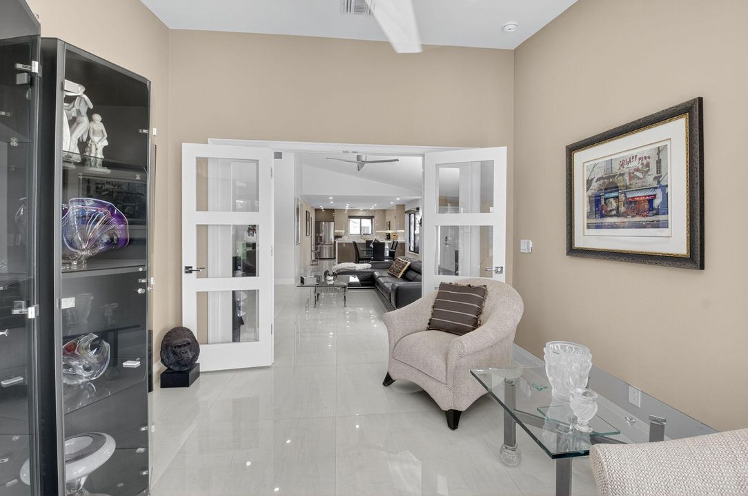 For Sale: $669,000 (2 beds, 2 baths, 1728 Square Feet)