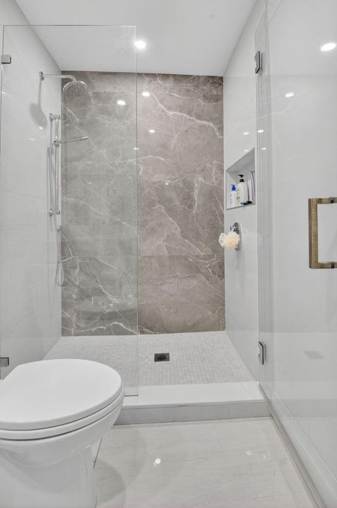 For Sale: $669,000 (2 beds, 2 baths, 1728 Square Feet)