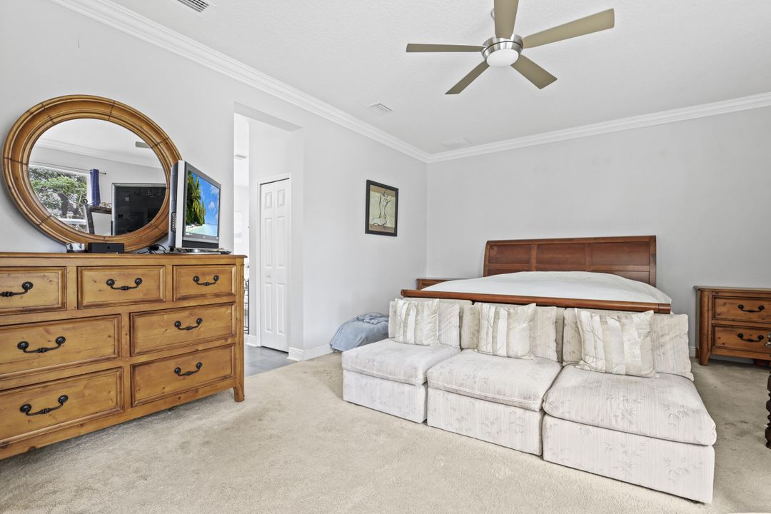 待售: $835,000 (6 贝兹, 4 浴室, 4363 平方英尺)