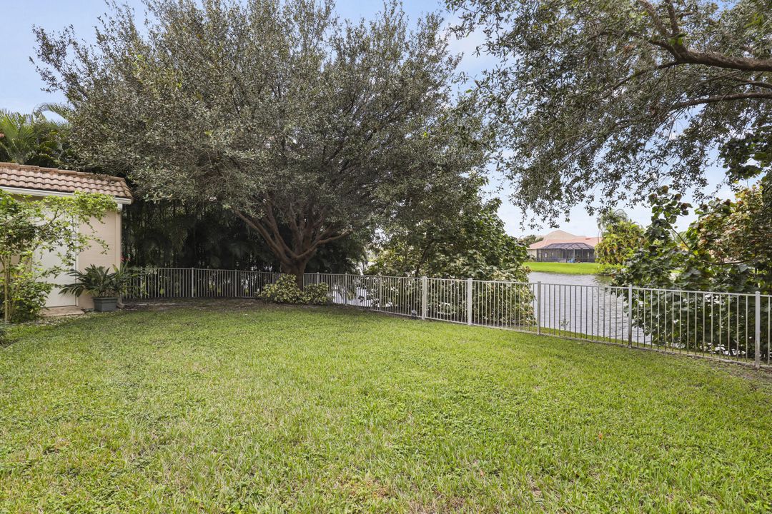 待售: $835,000 (6 贝兹, 4 浴室, 4363 平方英尺)