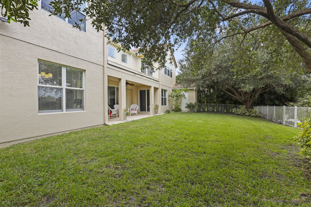 待售: $835,000 (6 贝兹, 4 浴室, 4363 平方英尺)